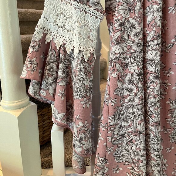 HONEYME WOMENS PINK FLORAL DRESS, SZ M - Picture 2 of 9